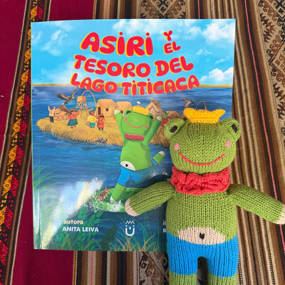 Asiri™ Handcrafted Doll + “Asiri y El Tesoro del Lago Titicaca” Storybook | Artisan Doll & Children’s Gift